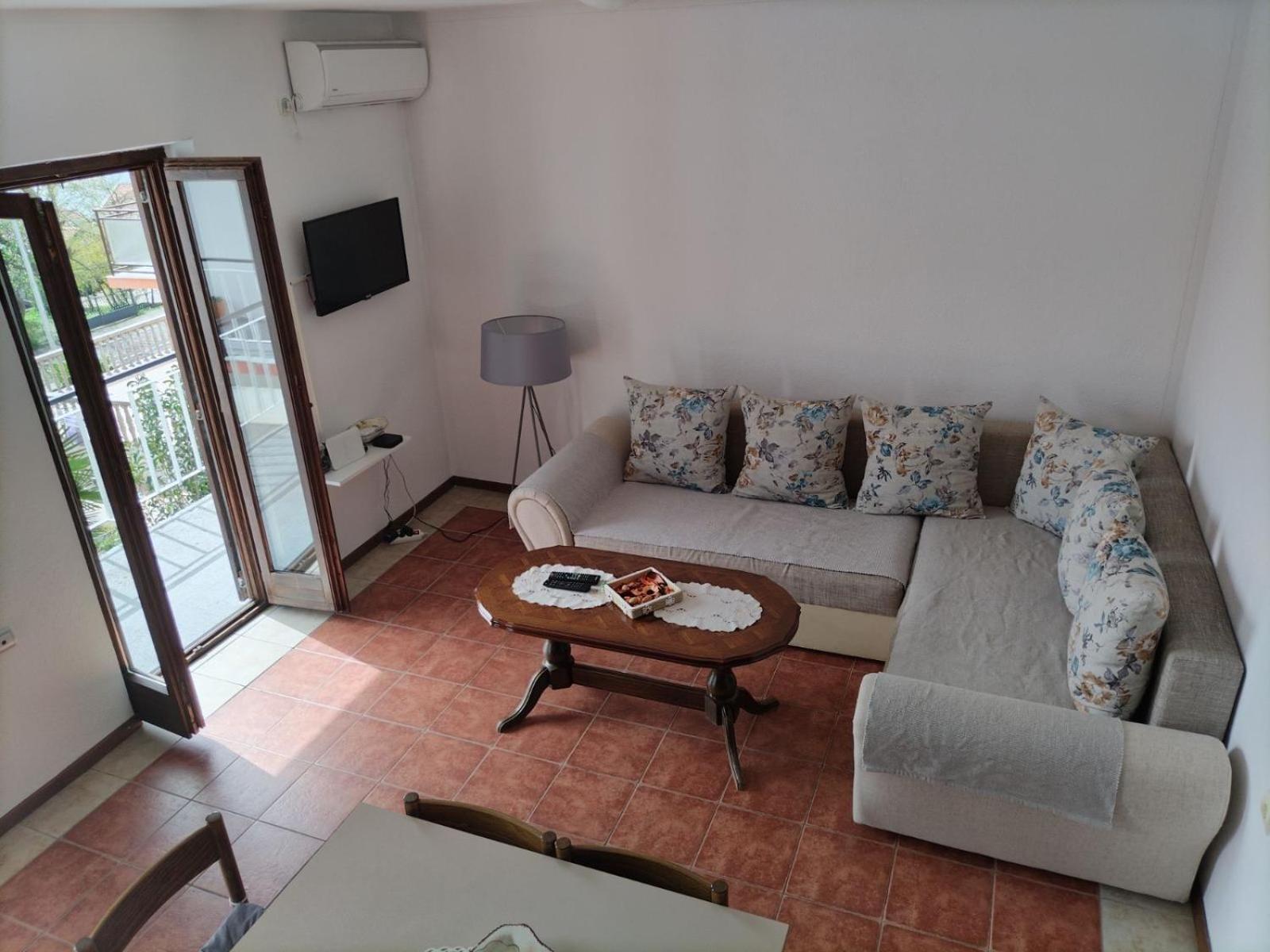 Apartment Ivana Kotor Exterior foto